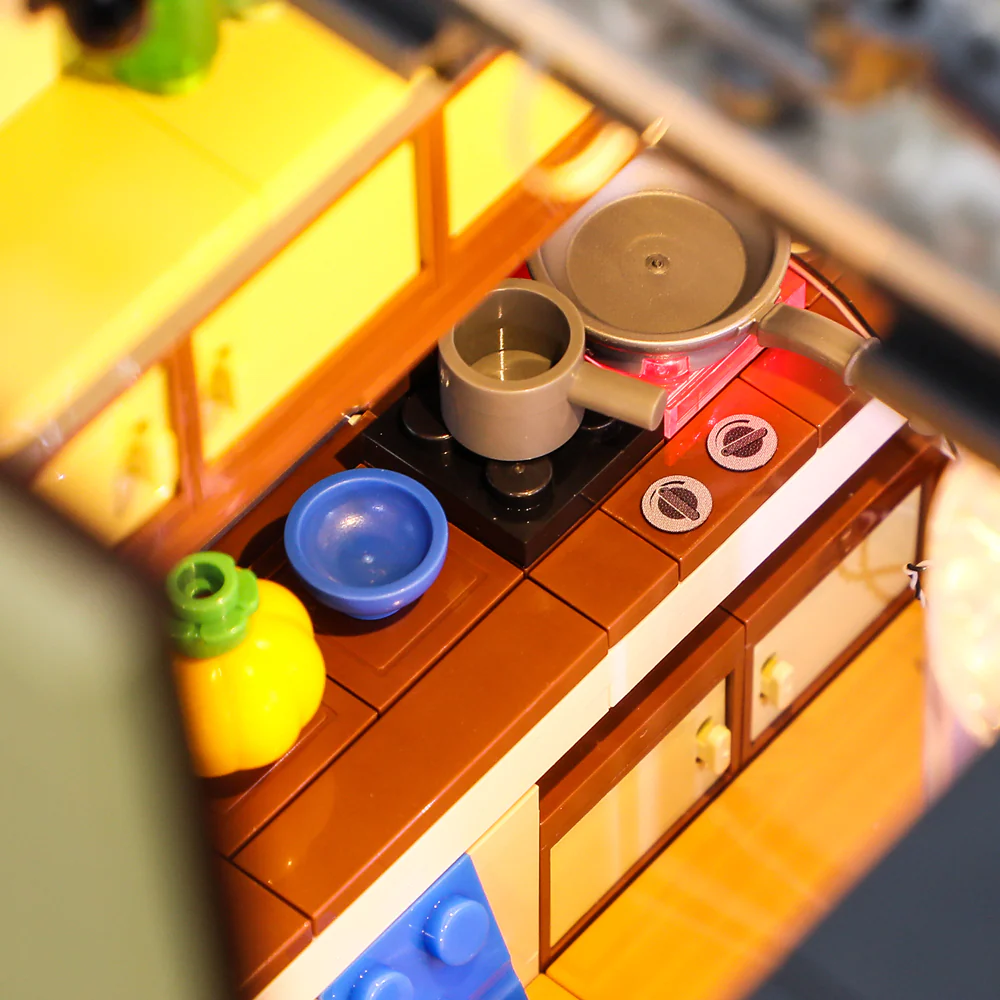 Camper-Van (Retired Set) - Image 10