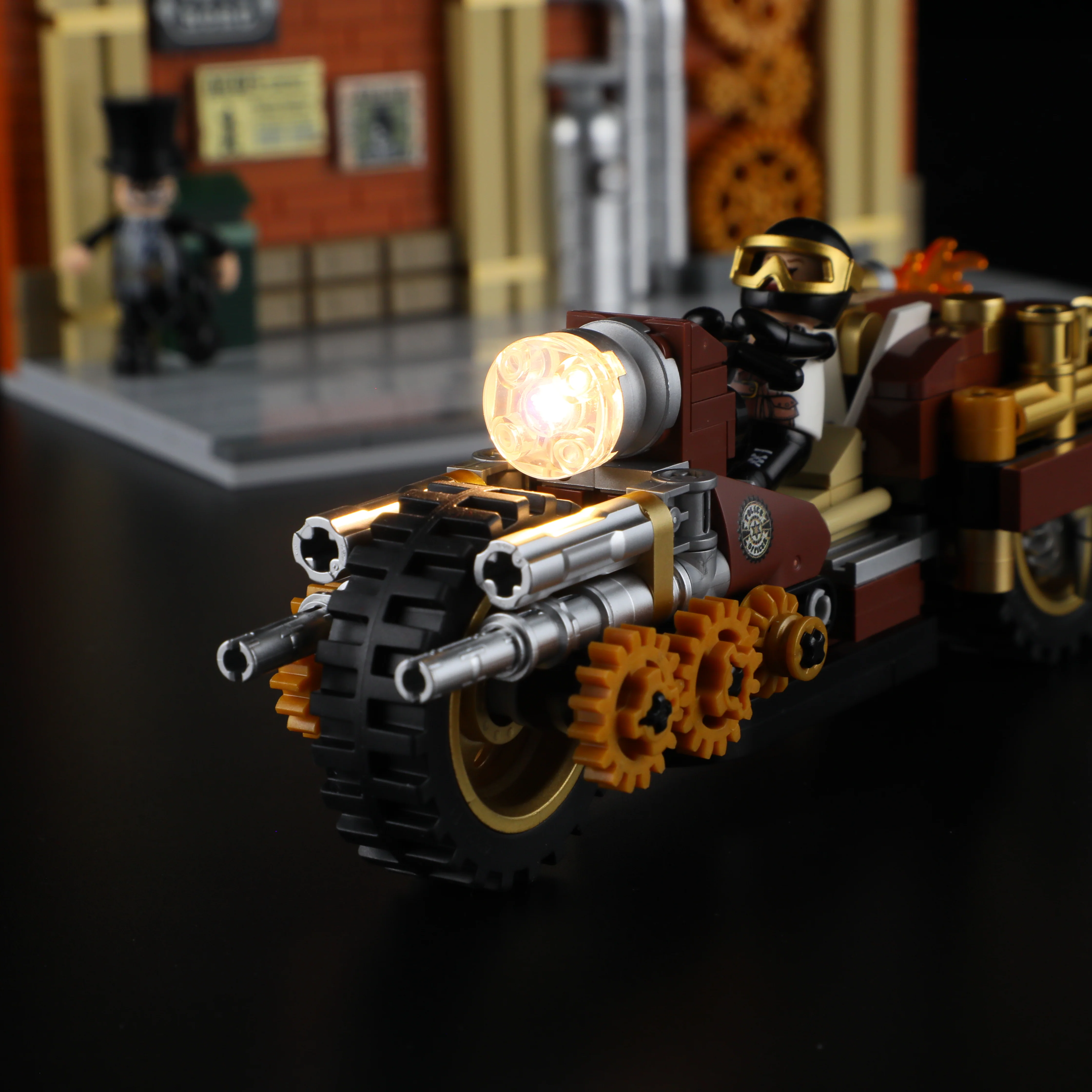 Steampunk Motorcycle Pursuit - Image 4