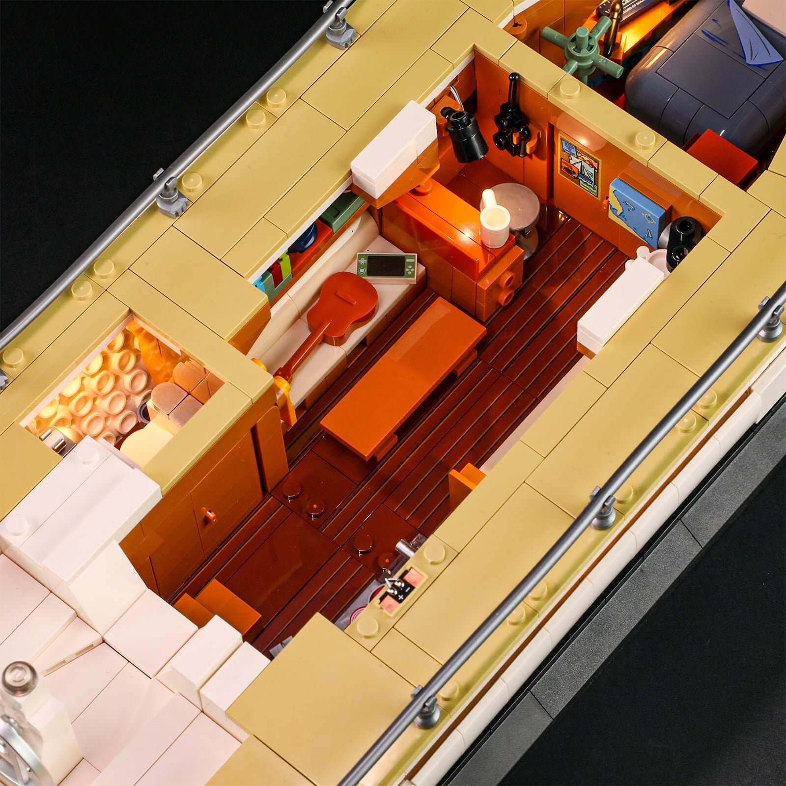 The Sailboat: La Brisa - Image 9